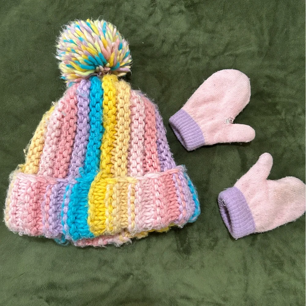 Paw Patrol Girls Winter Hat & Gloves Set